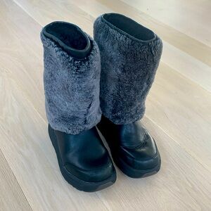 Fur Uggs waterproof size 6 so comfy and warm can wear in snow and rain